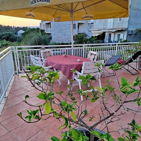 Apartment Fortuna Кавтат Екстериор снимка