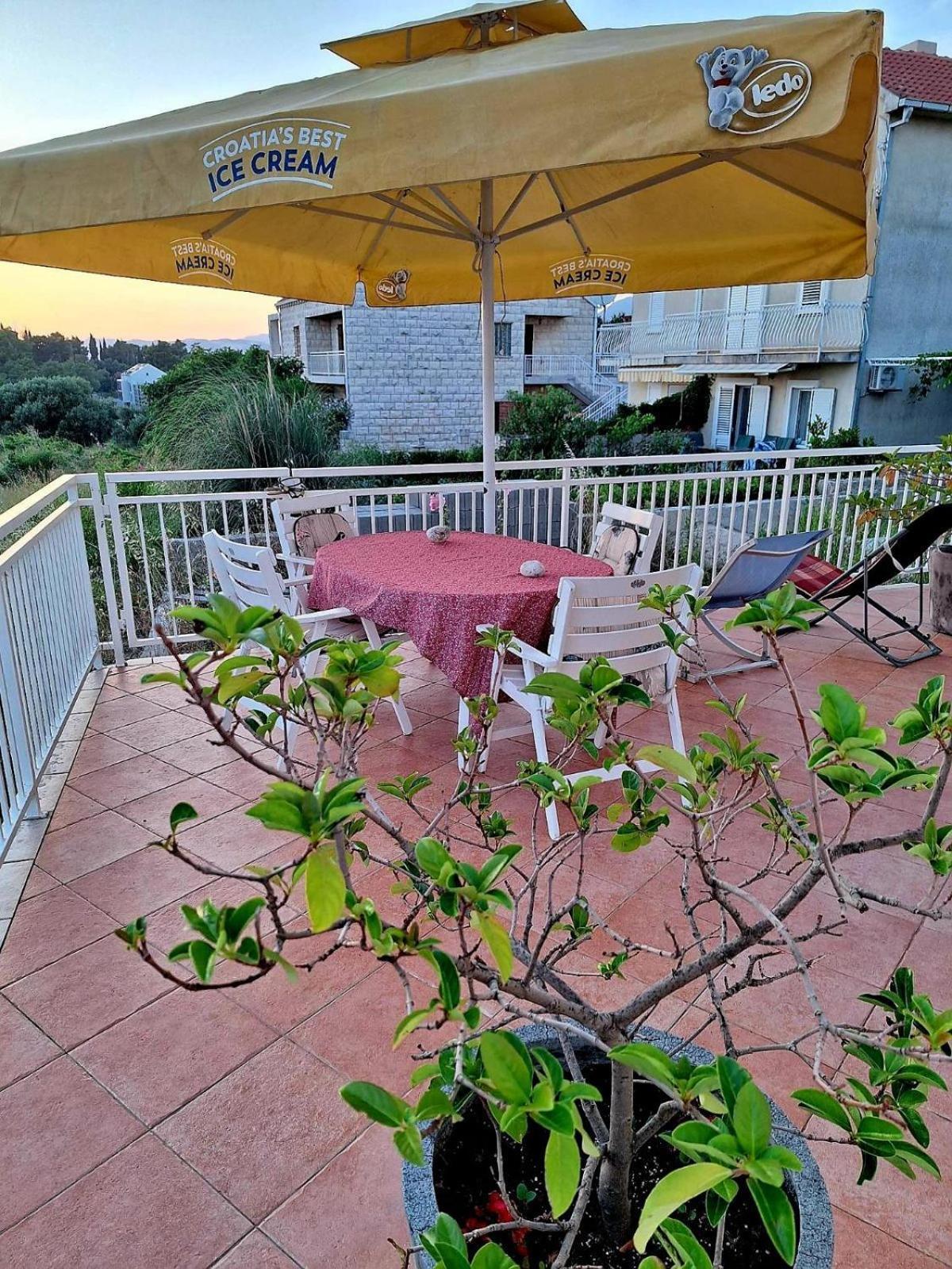 Apartment Fortuna Кавтат Екстериор снимка